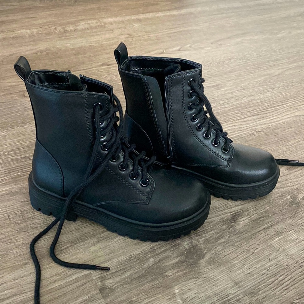 Black Shein combat shoes size 6. Brand New/Never Worn